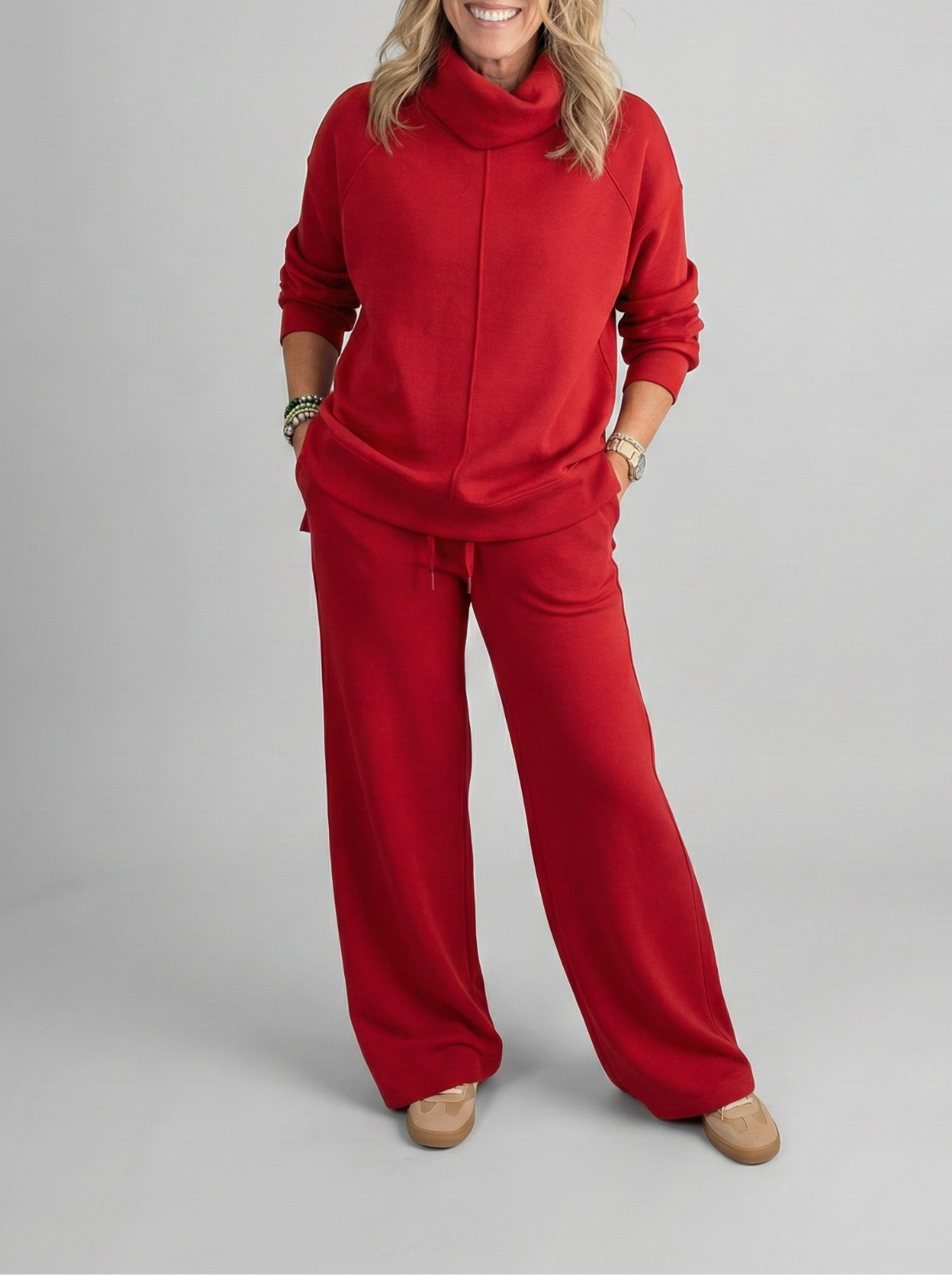 LEONORA - REFINED OUTFIT FOR EVERYDAY ELEGANCE
