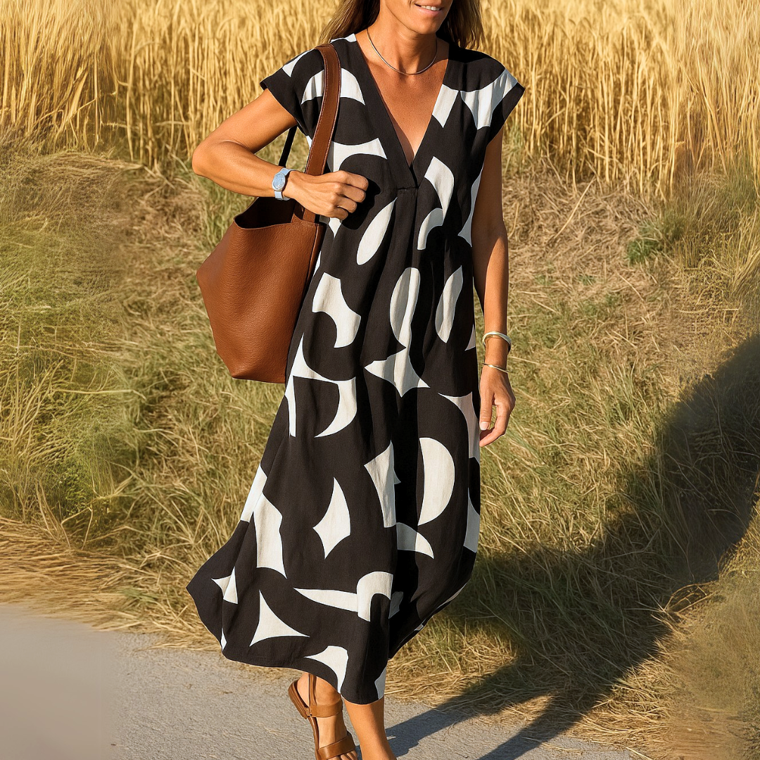 Elara – Flowing V-Neck Dress