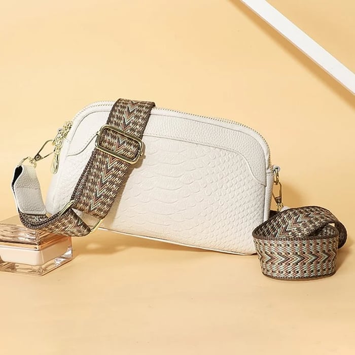 Allira – Croc-Pattern Mini Crossbody Bag
