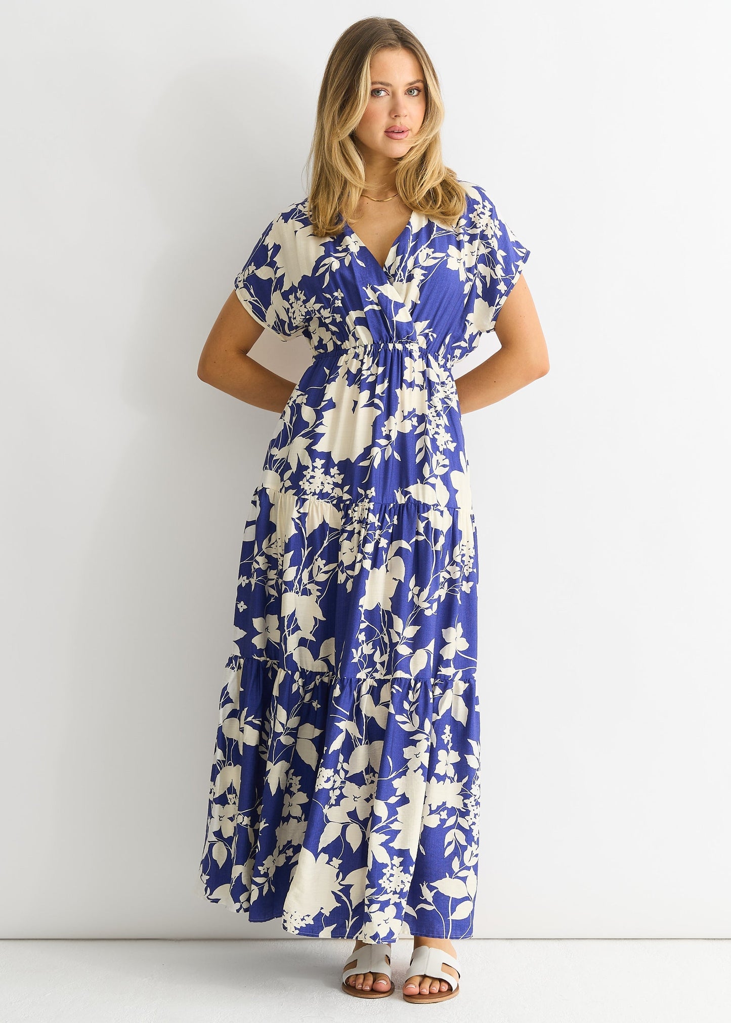 Livia – Floral Maxi Dress