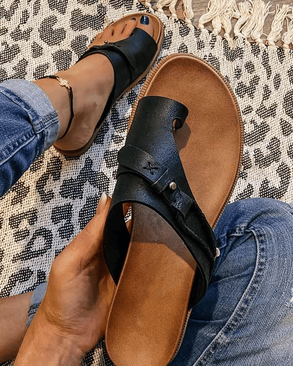 Elara – Premium Sandals