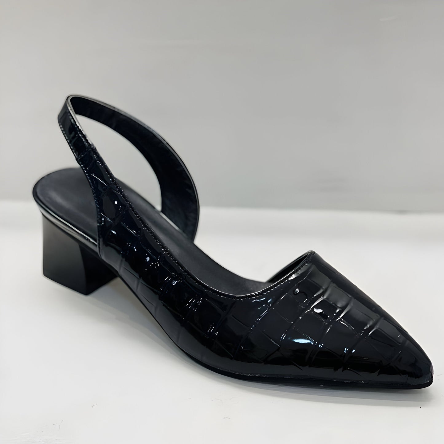 Lynn - Elegant Heels