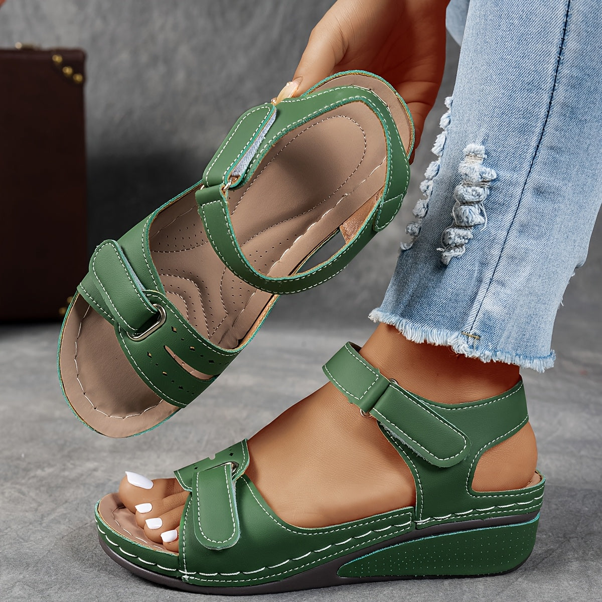 Liora – Sandals