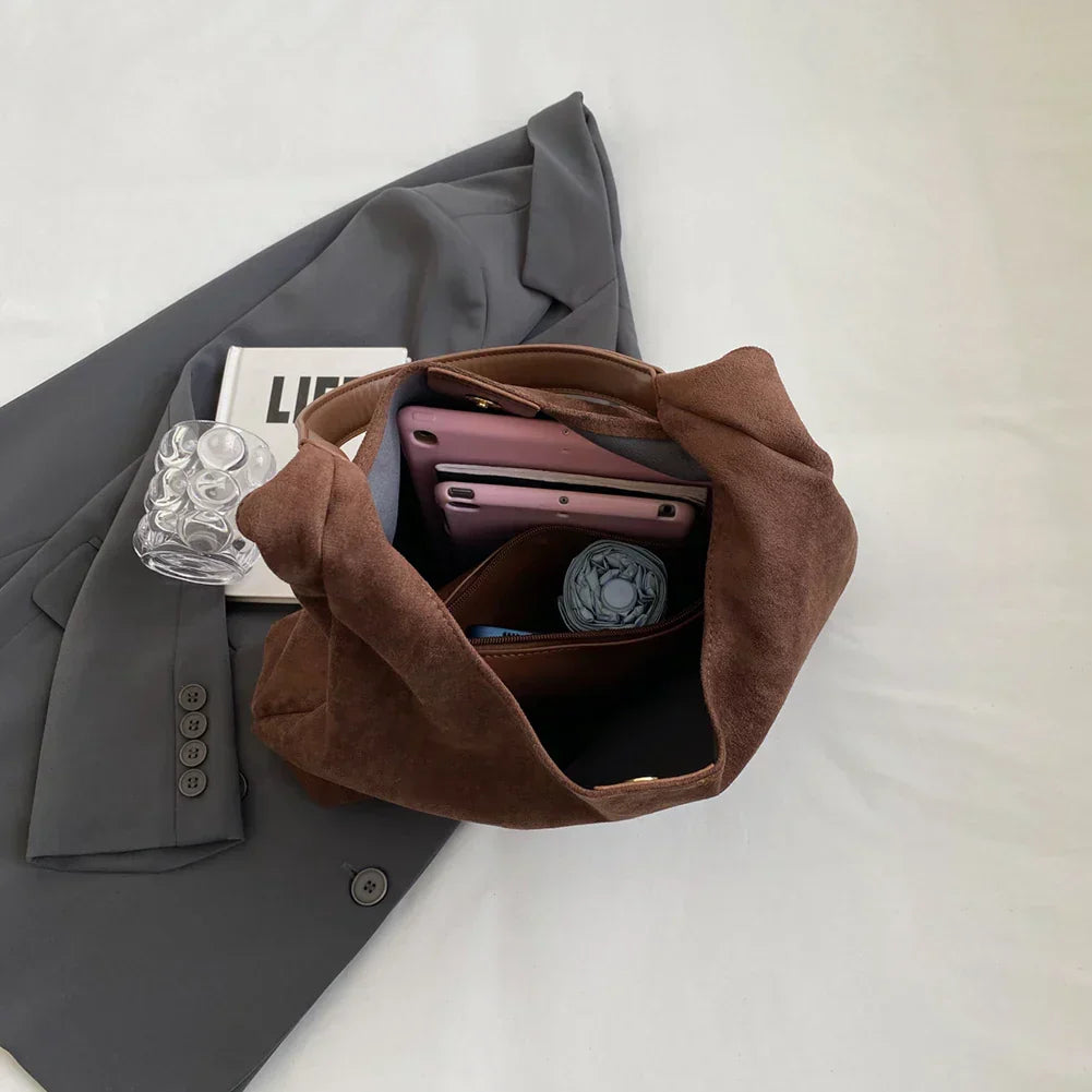 Livia – Soft Suede Bag