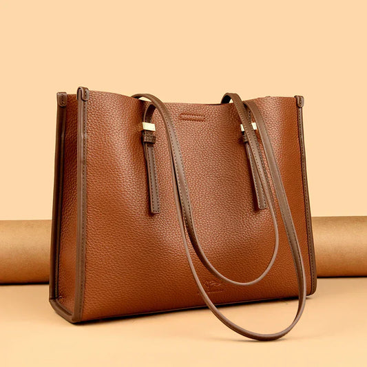 Celia – Spacious Leather-Look Bag