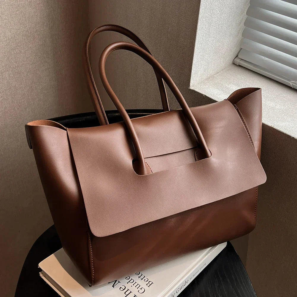 Tova – Minimalist Shoulder Bag