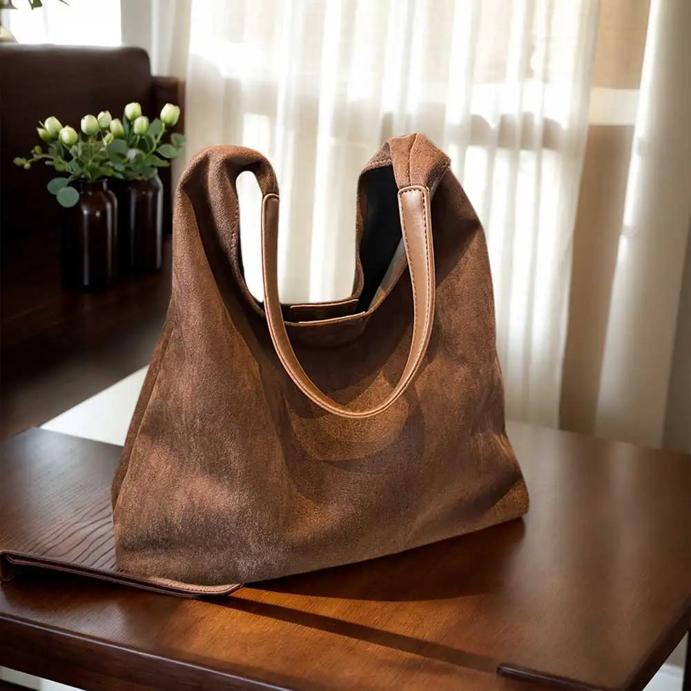 Livia – Soft Suede Bag