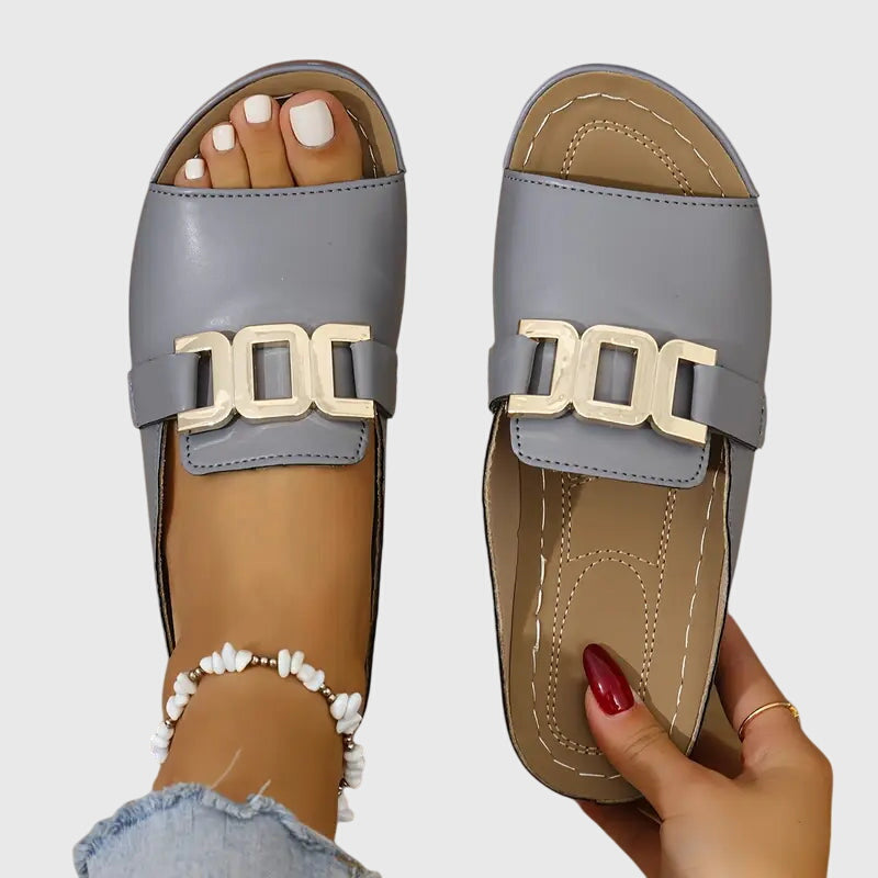Millie – Comfy Buckle Sandals