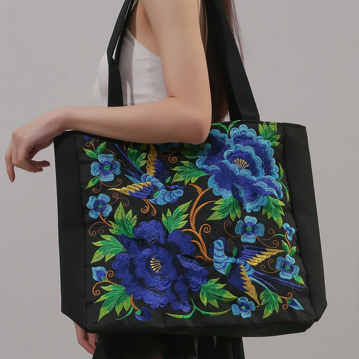 Mira – Canvas Beach Bag